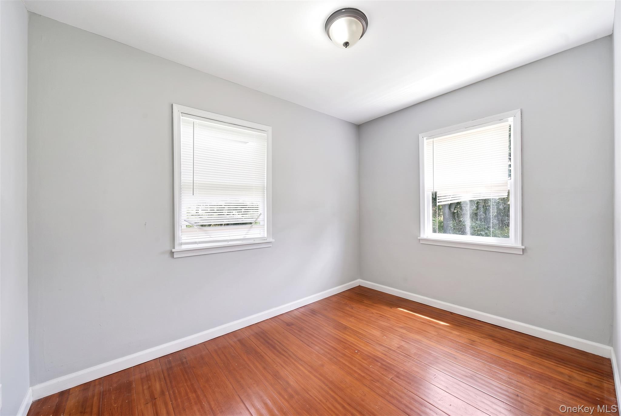 949 Taylor Avenue Property Photo 20