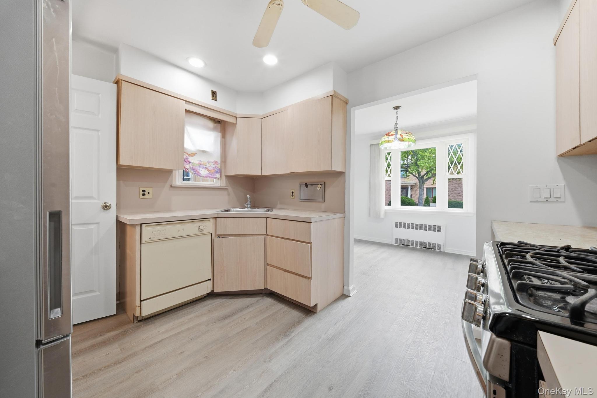 5332 187th Street Property Photo 7