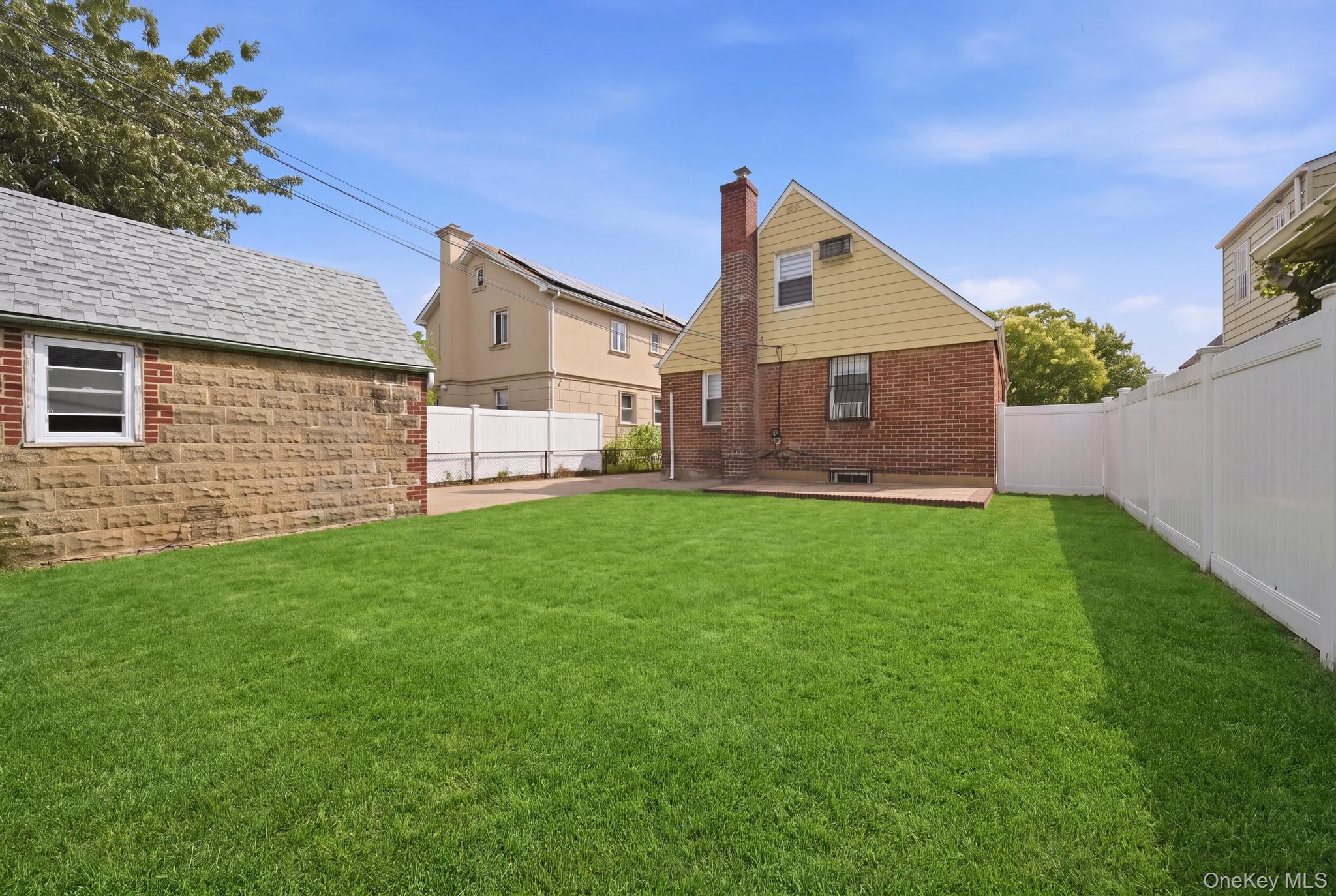 5332 187th Street Property Photo 25