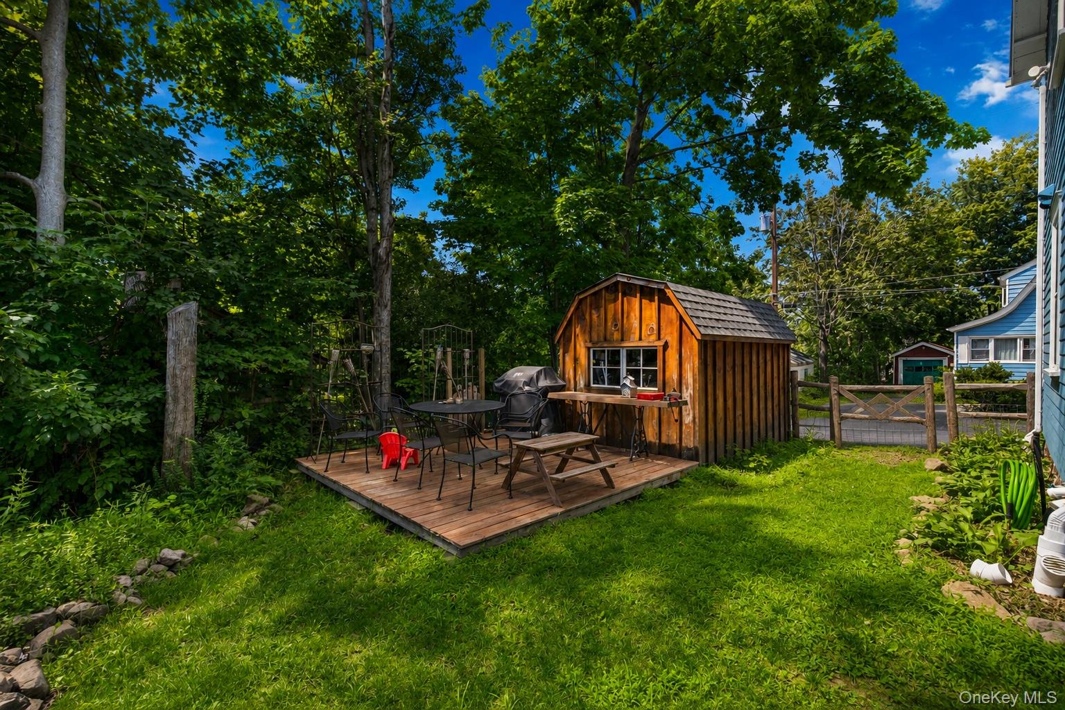 9 Willow Avenue Property Photo 19