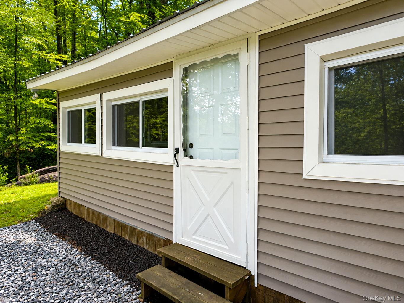 69 Glazer Drive Property Photo 4