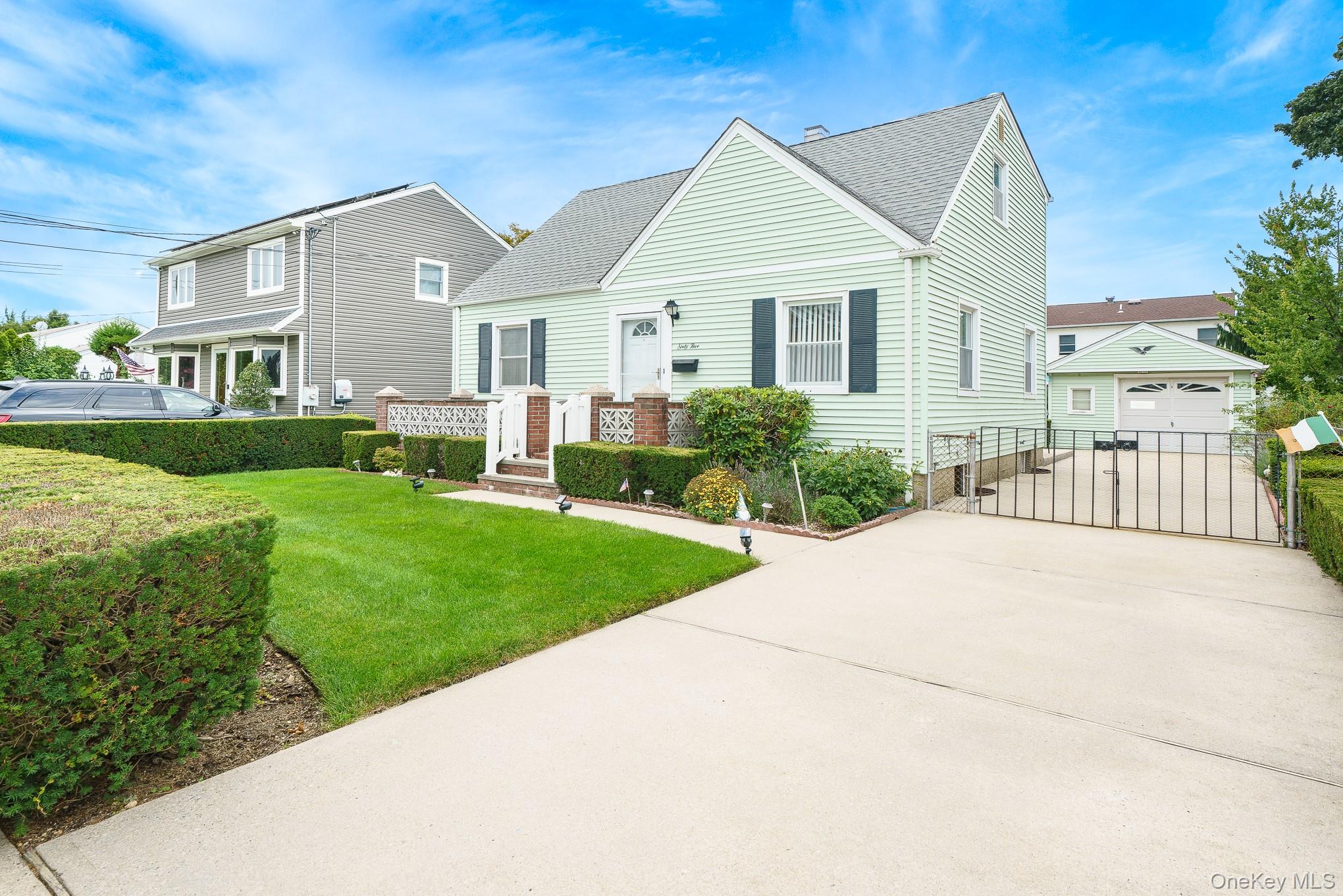 65 5th Street Property Photo 2
