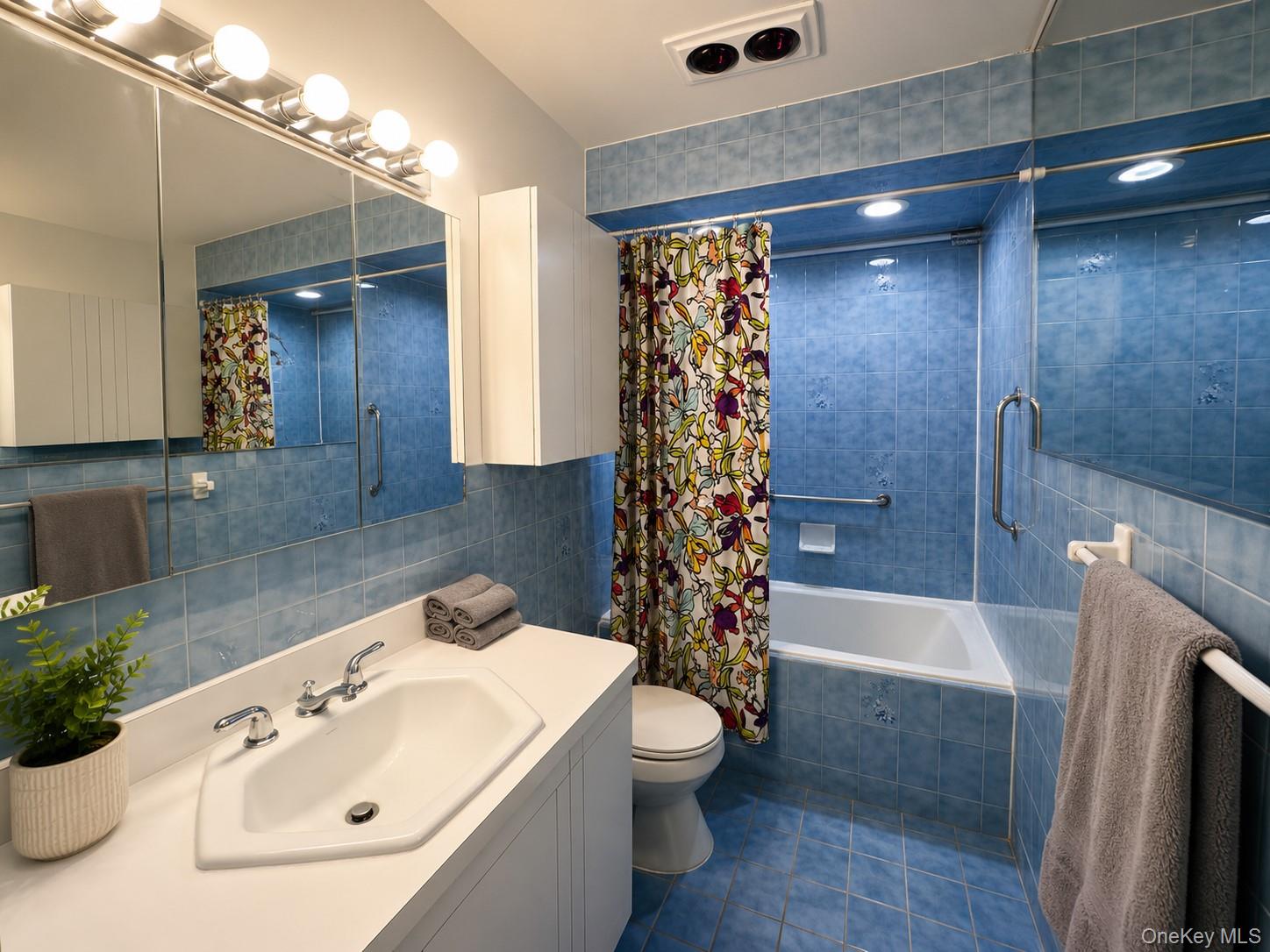 6 Whalers Cove Property Photo 7