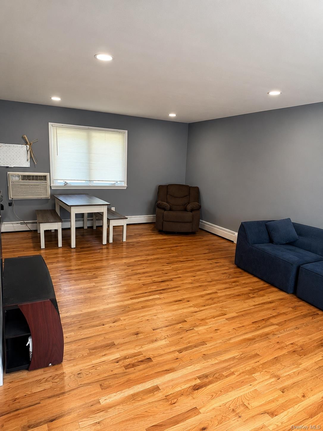 188 West End Avenue Property Photo 5