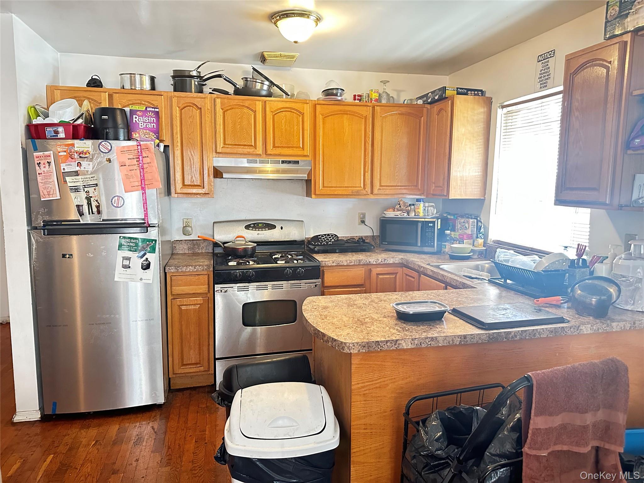 14045 Charles Lane Property Photo 3