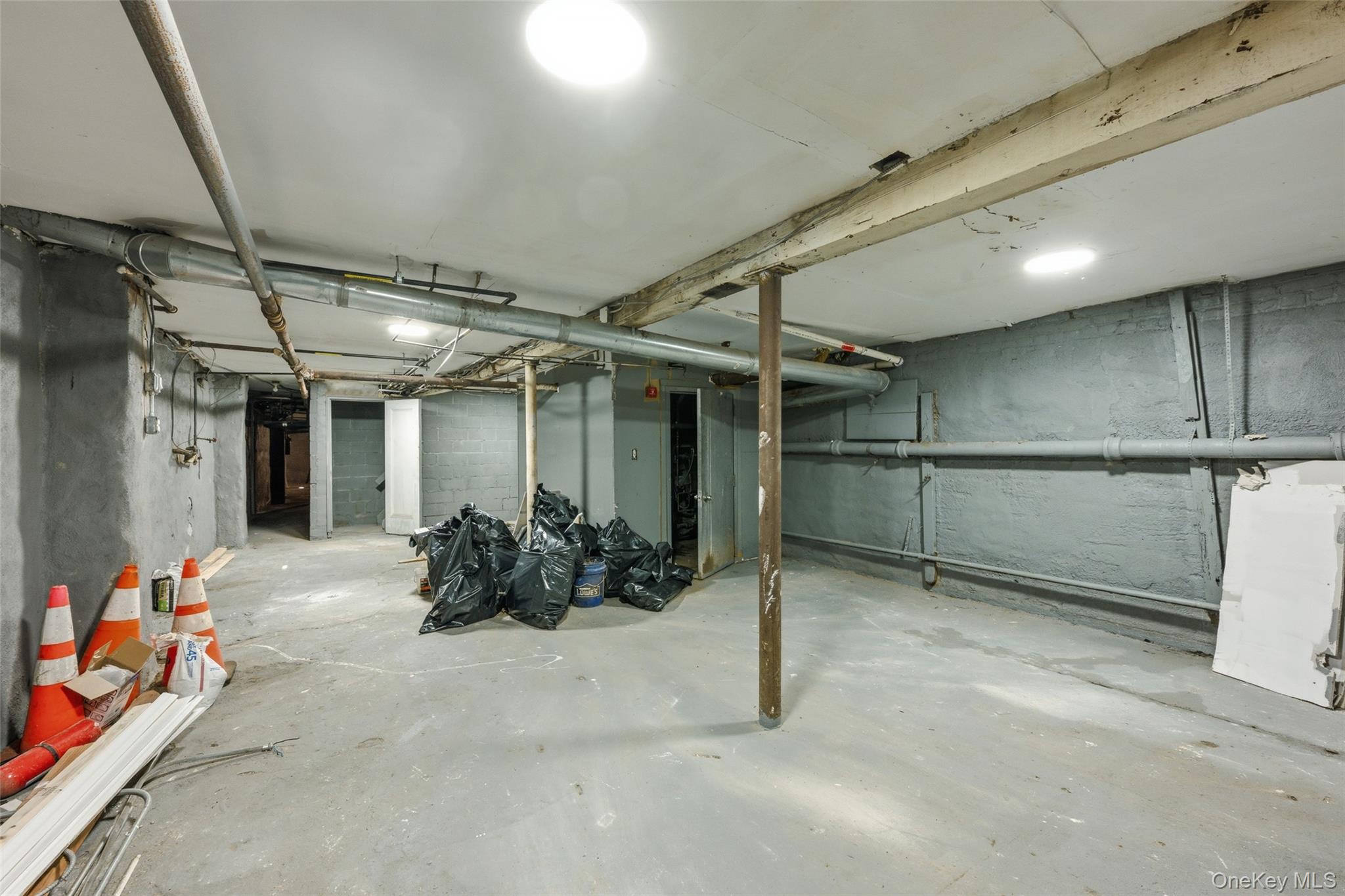 121-19 Sutphin Boulevard Property Photo 32