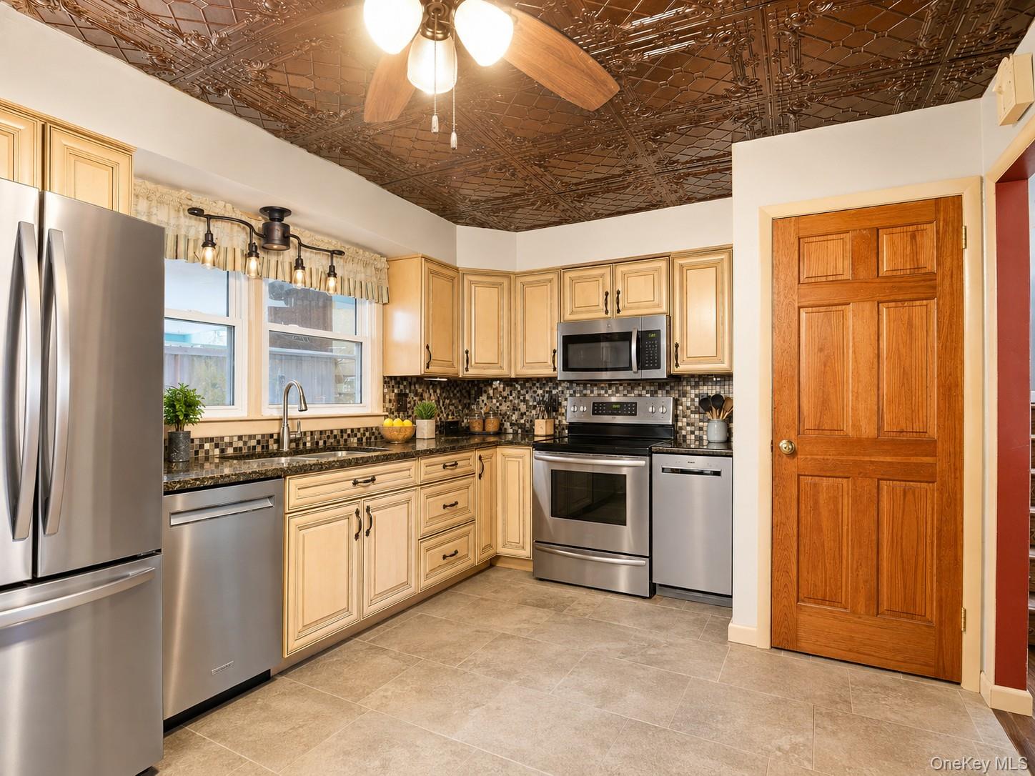 26 Monroe Drive Property Photo 1