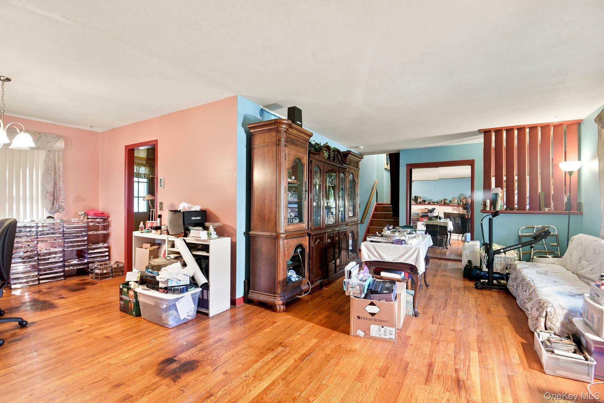 26 Monroe Drive Property Photo 6