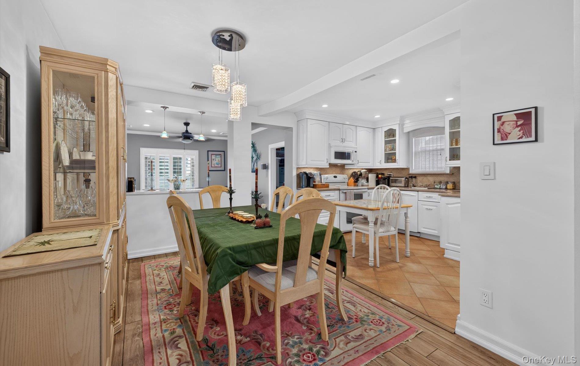 375 Peninsula Boulevard Property Photo 12