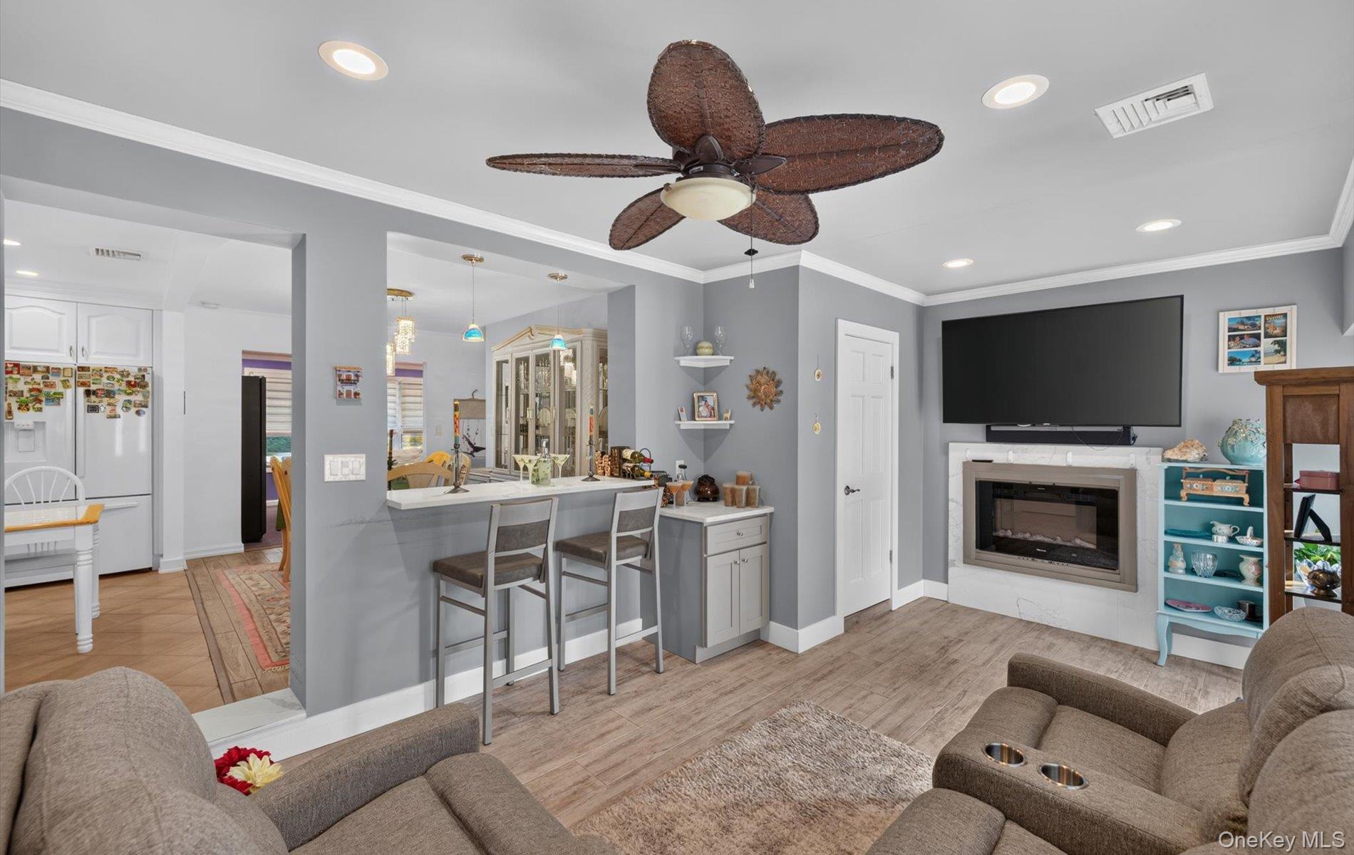 375 Peninsula Boulevard Property Photo 23