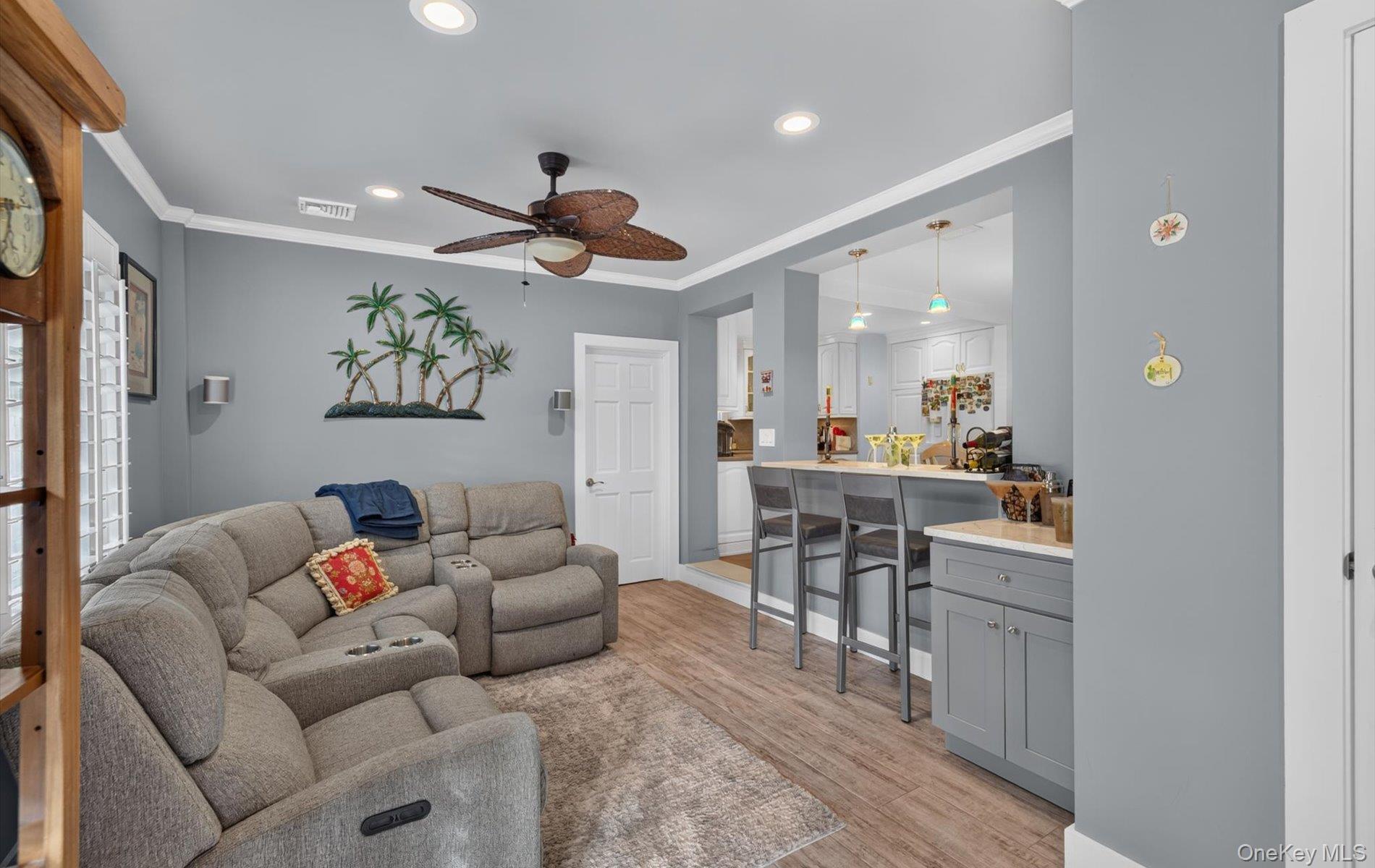 375 Peninsula Boulevard Property Photo 24