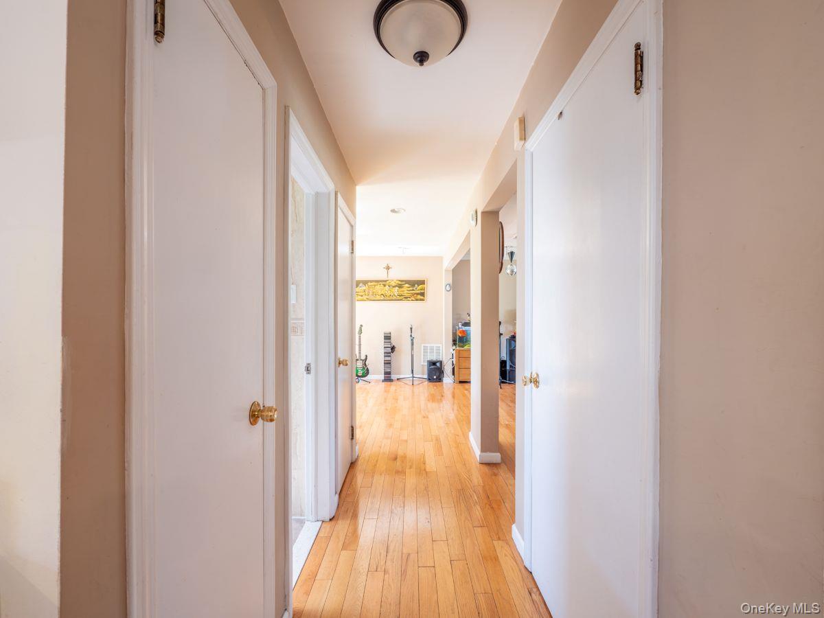 295 Ivy Avenue Property Photo 12