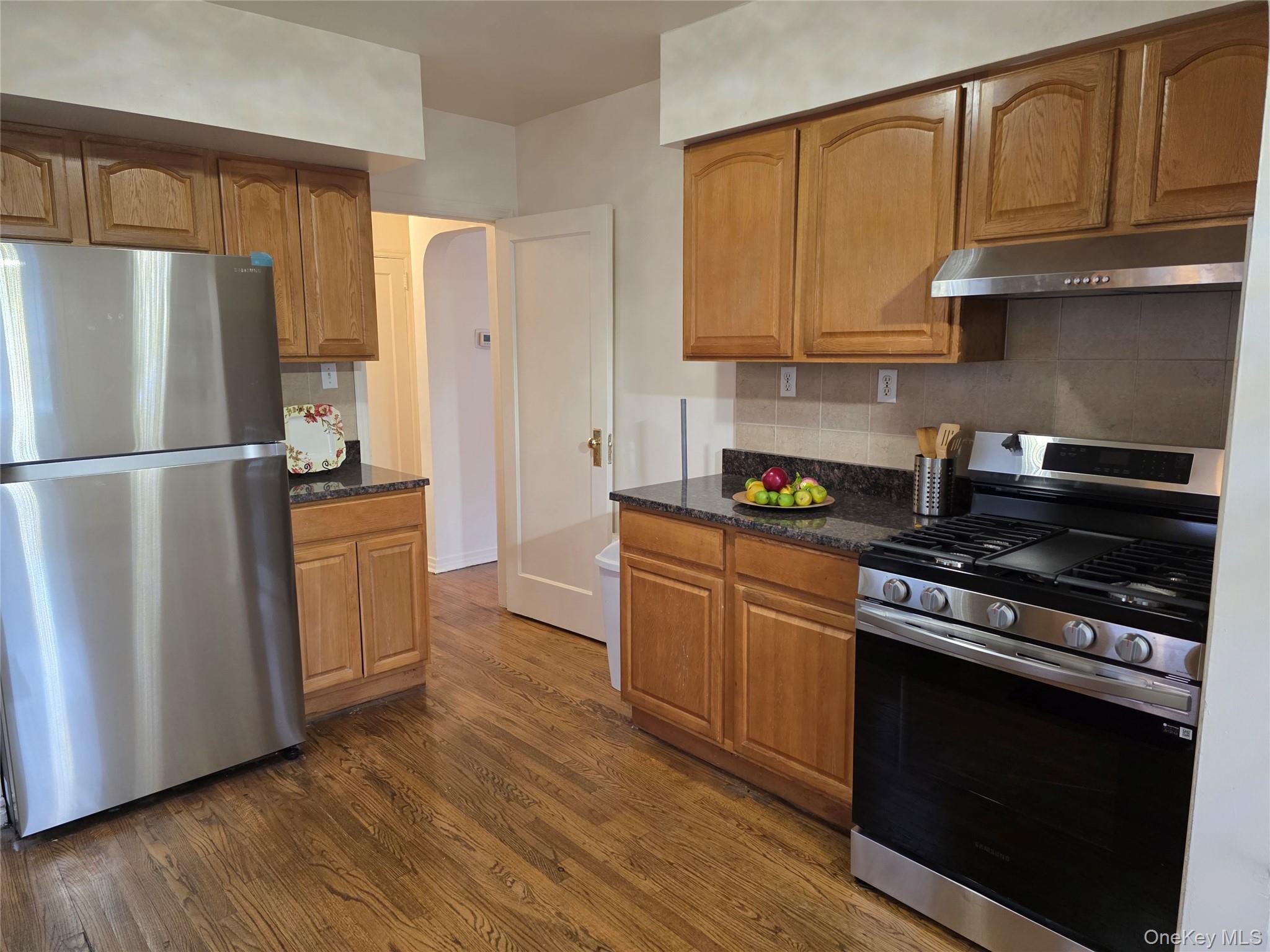 57-35 Parsons Boulevard House Property Photo 6