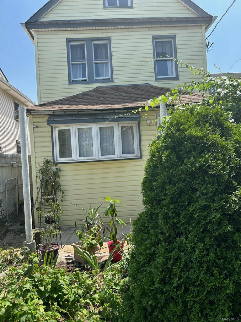 135-23 Springfield Boulevard Property Photo 3