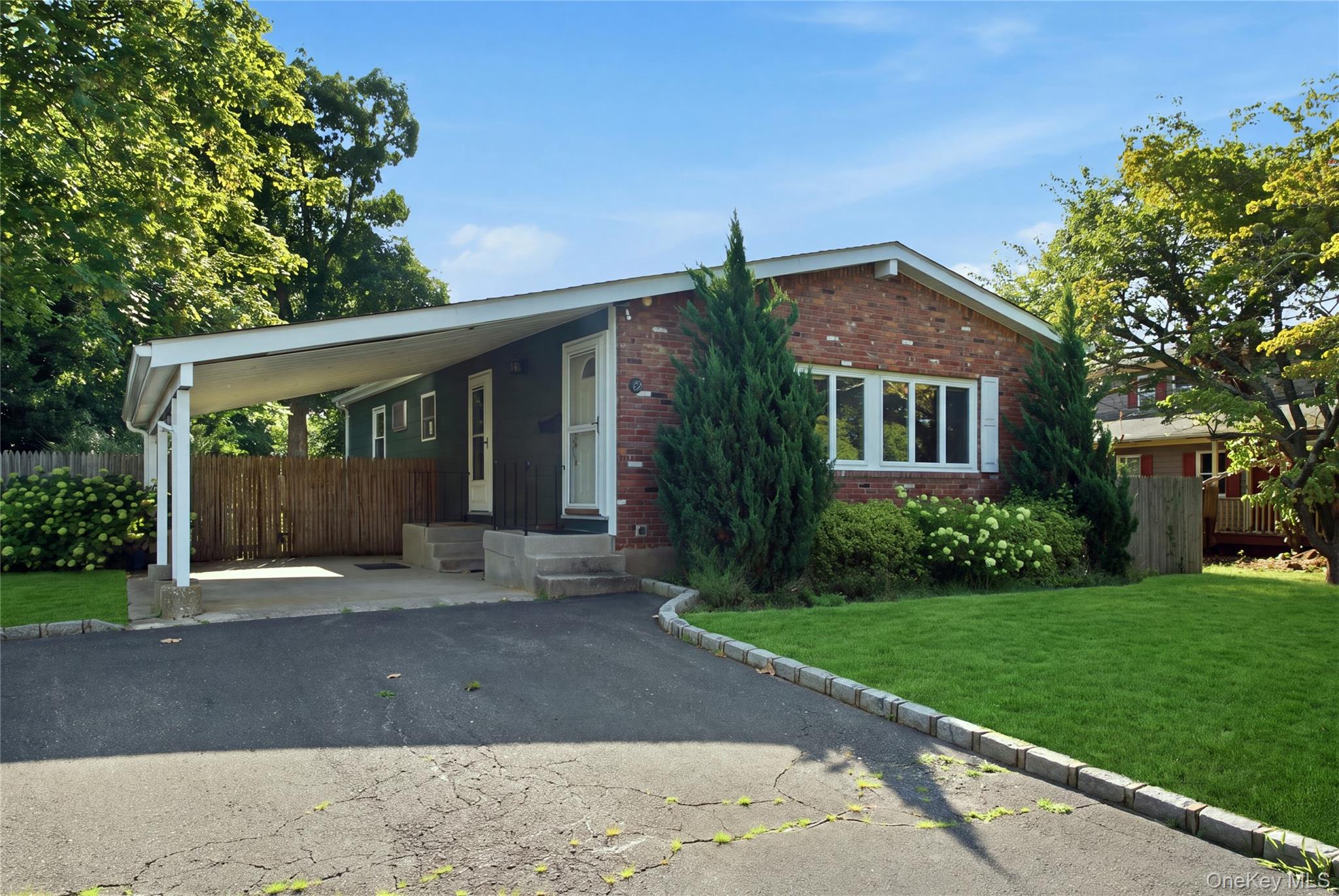 29 Penn Drive Property Photo 2