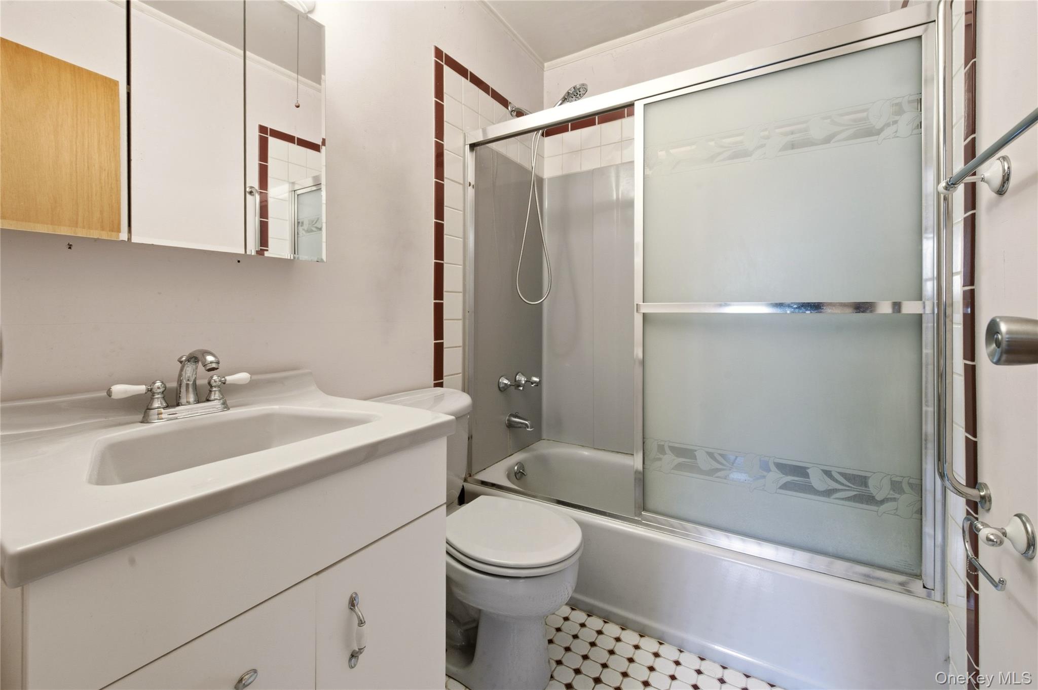 29 Penn Drive Property Photo 9