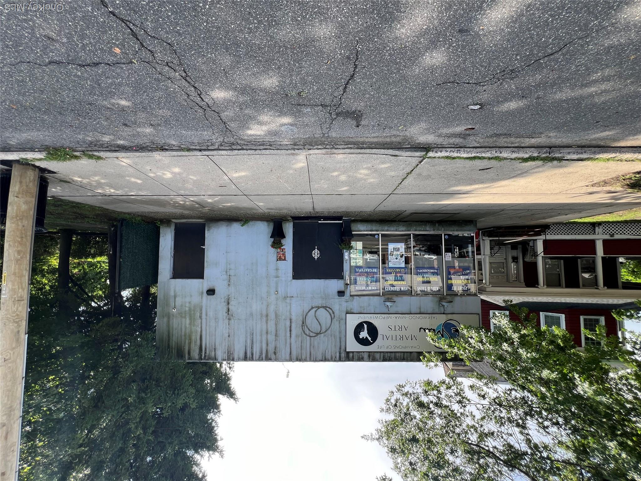 194 Main Street Ll Property Photo 2