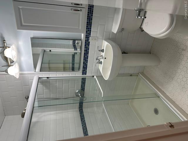 100 Baker Court 36 Property Photo 9