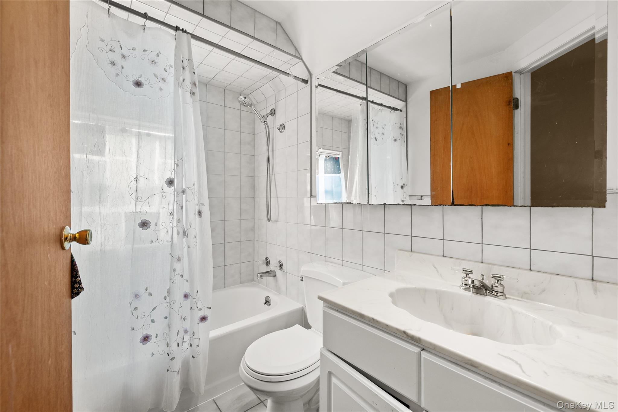 47 Cove Lane Property Photo 12