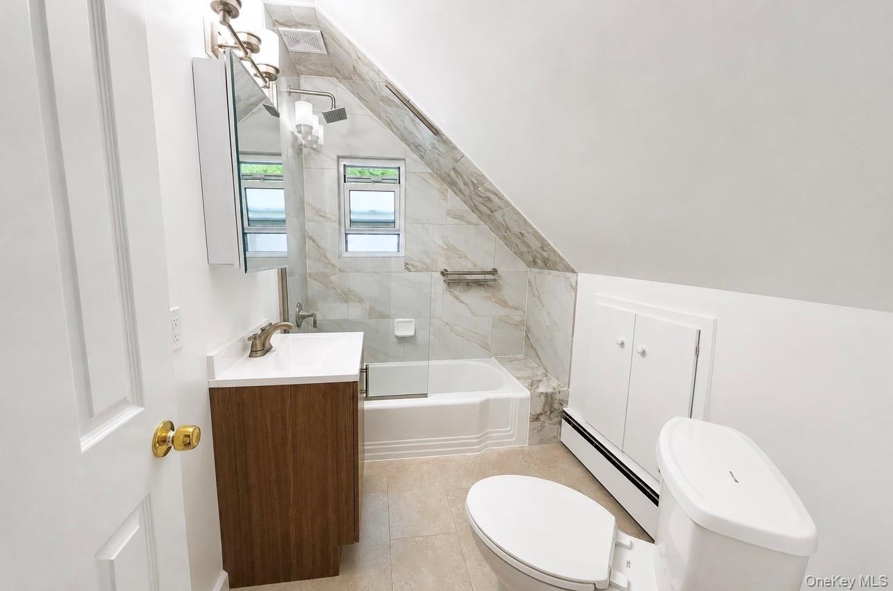 30 Lakeview Terrace Property Photo 17