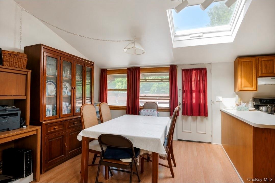24 Deepdale Drive Property Photo 6