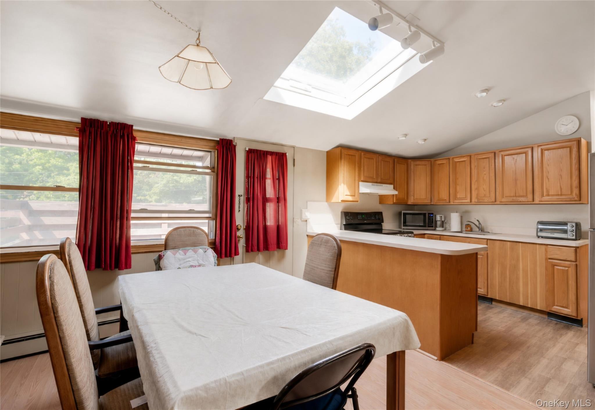 24 Deepdale Drive Property Photo 8