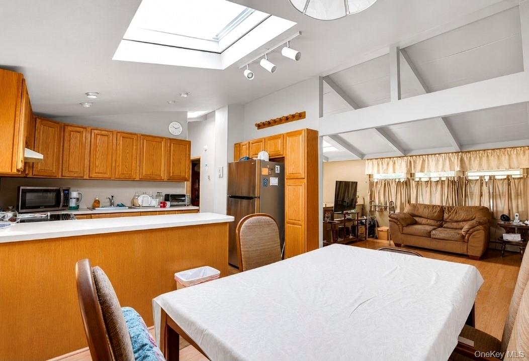 24 Deepdale Drive Property Photo 9