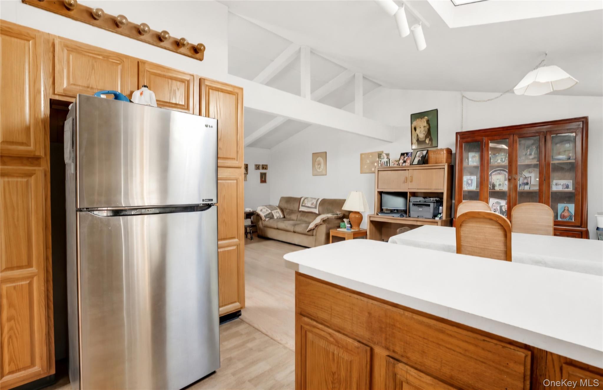 24 Deepdale Drive Property Photo 12