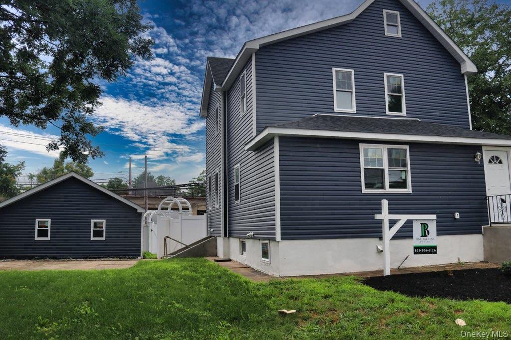 21 Randall Avenue Property Photo 1