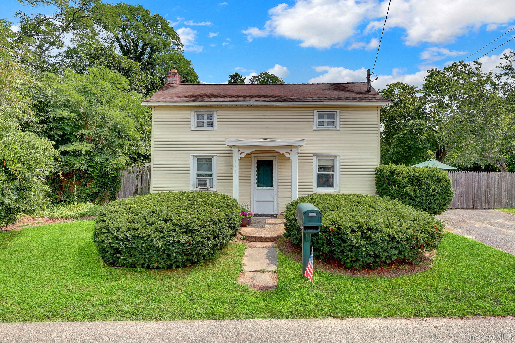 1315 Coates Avenue Property Photo 1
