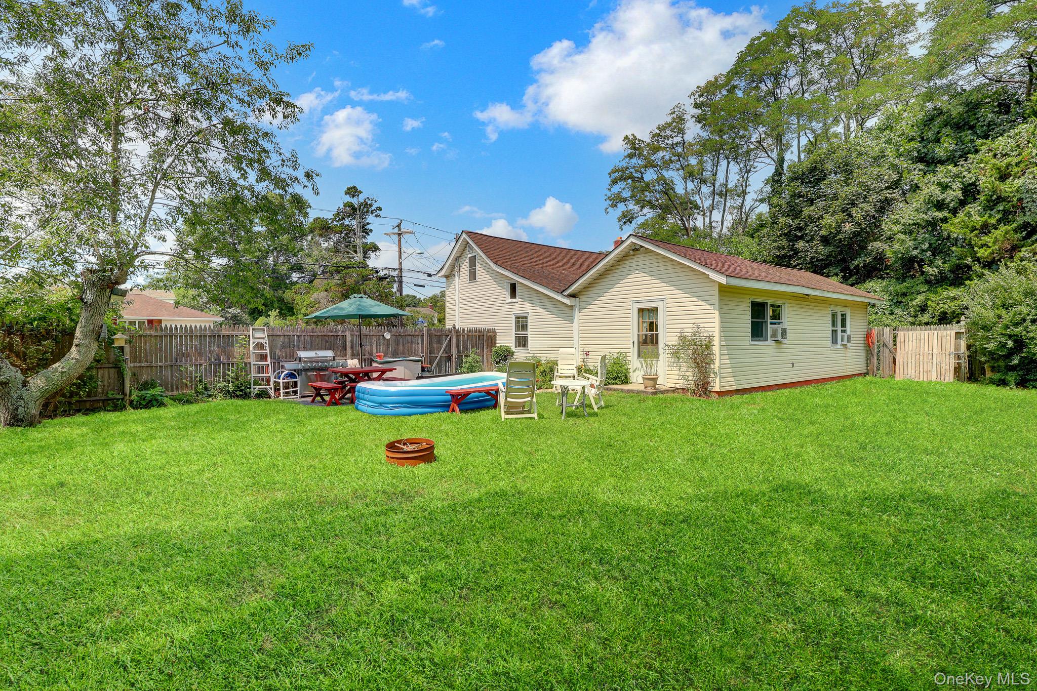1315 Coates Avenue Property Photo 14