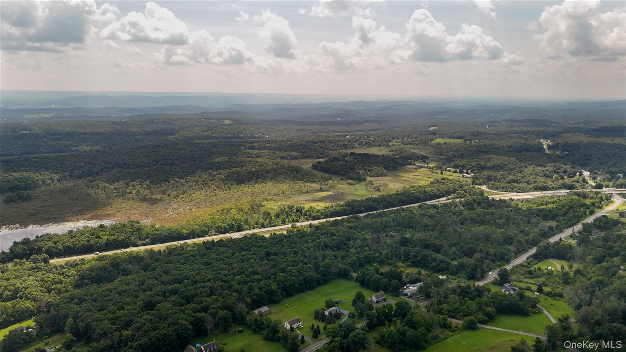 Mountain Road Property Photo 8