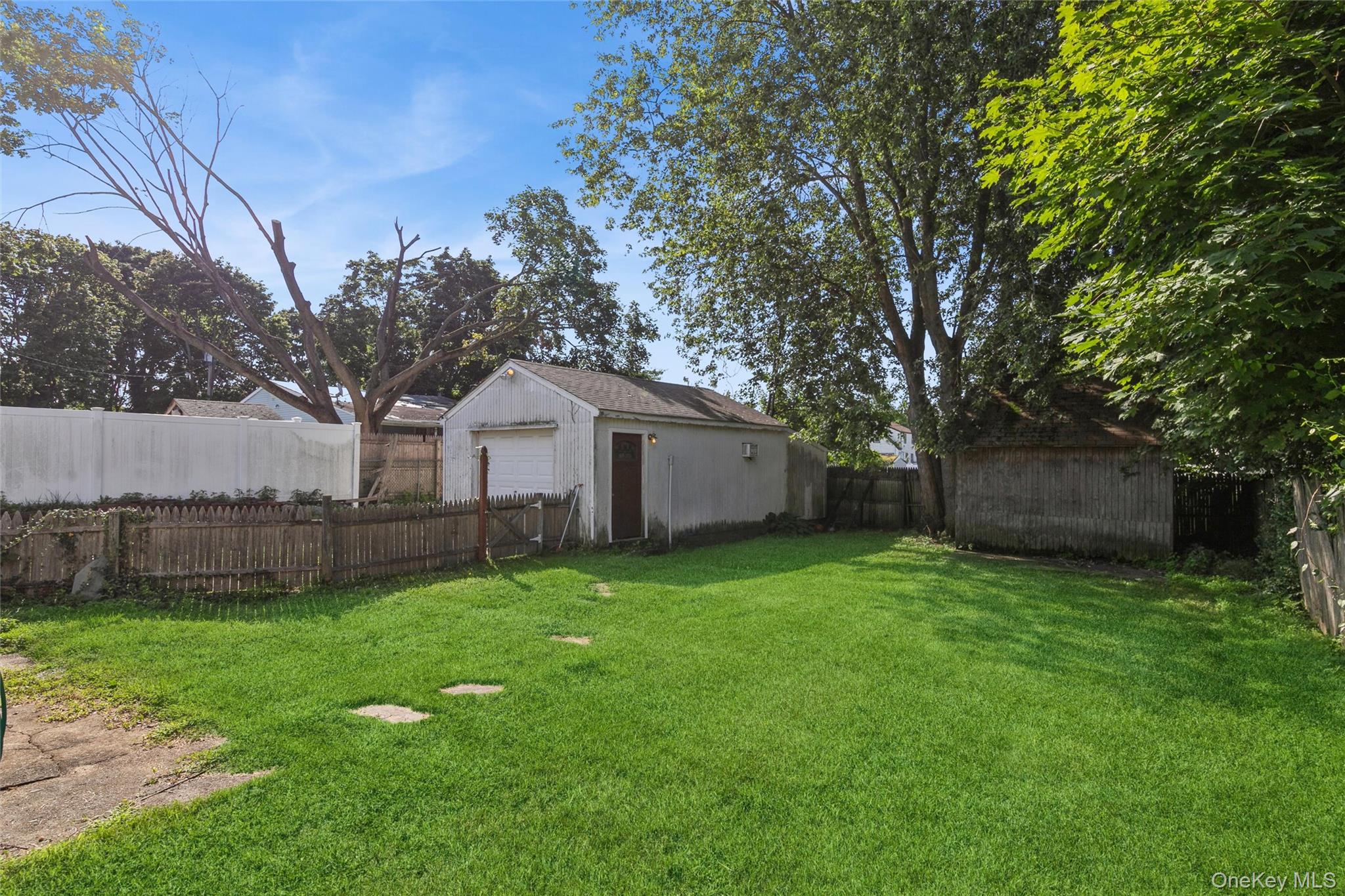 54 Pinelawn Avenue Property Photo 20