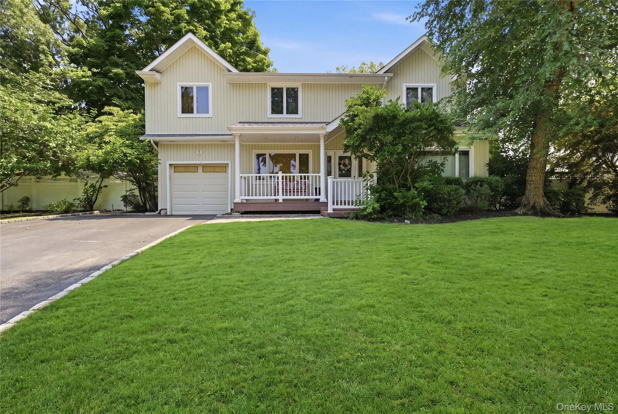 9 Mount Sinai Avenue Property Photo 1