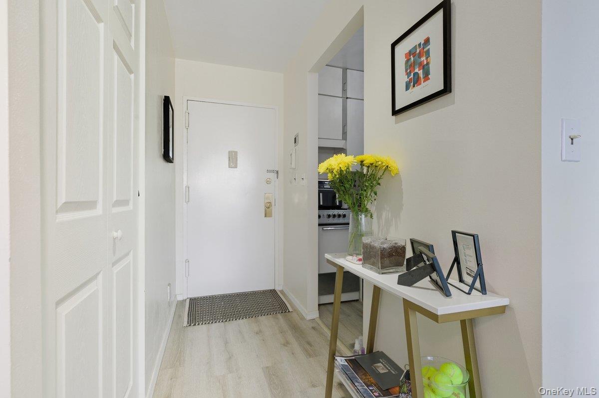 2 Richmond Road 5e Property Photo 2