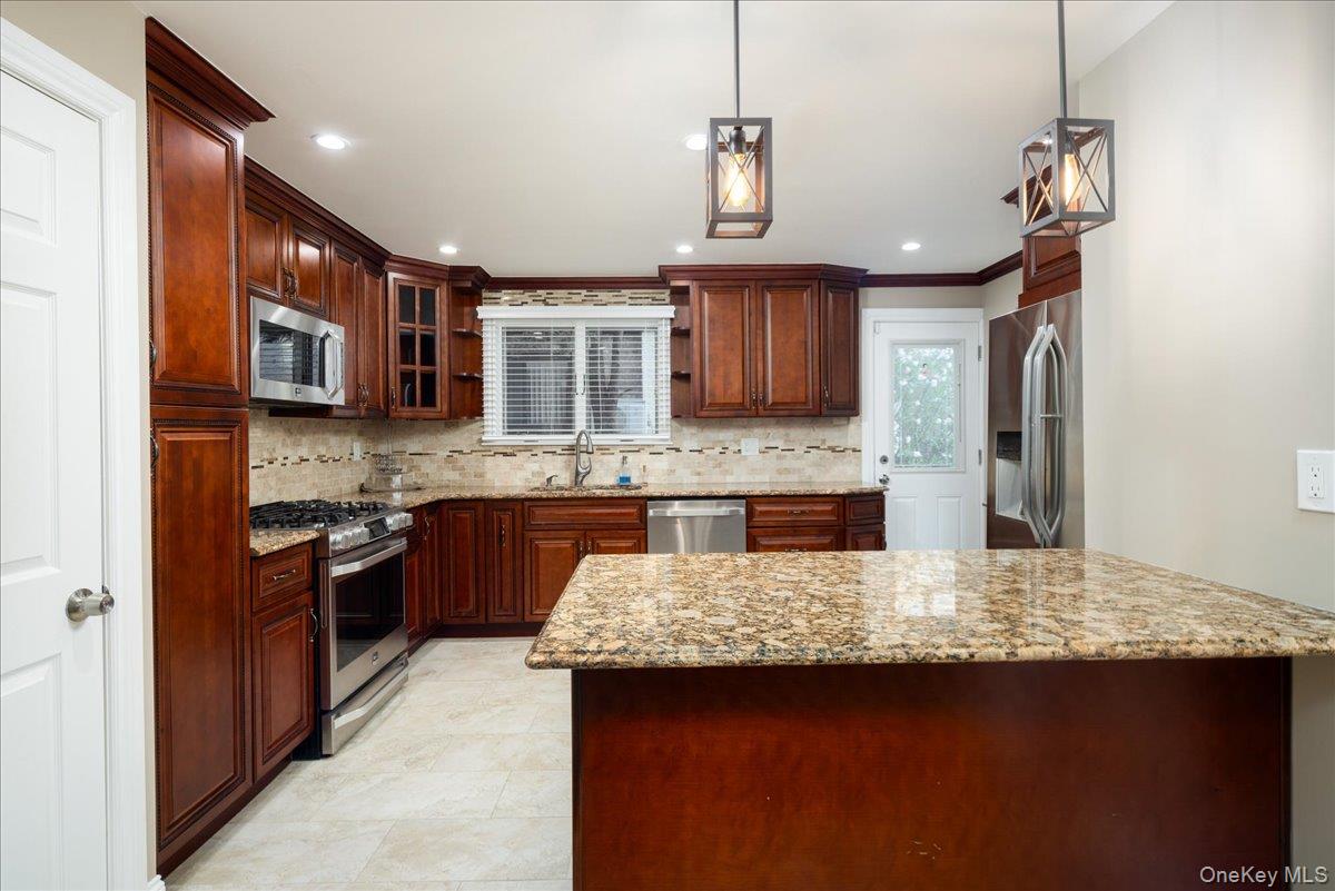 17 Piccadilly Downs Property Photo 9