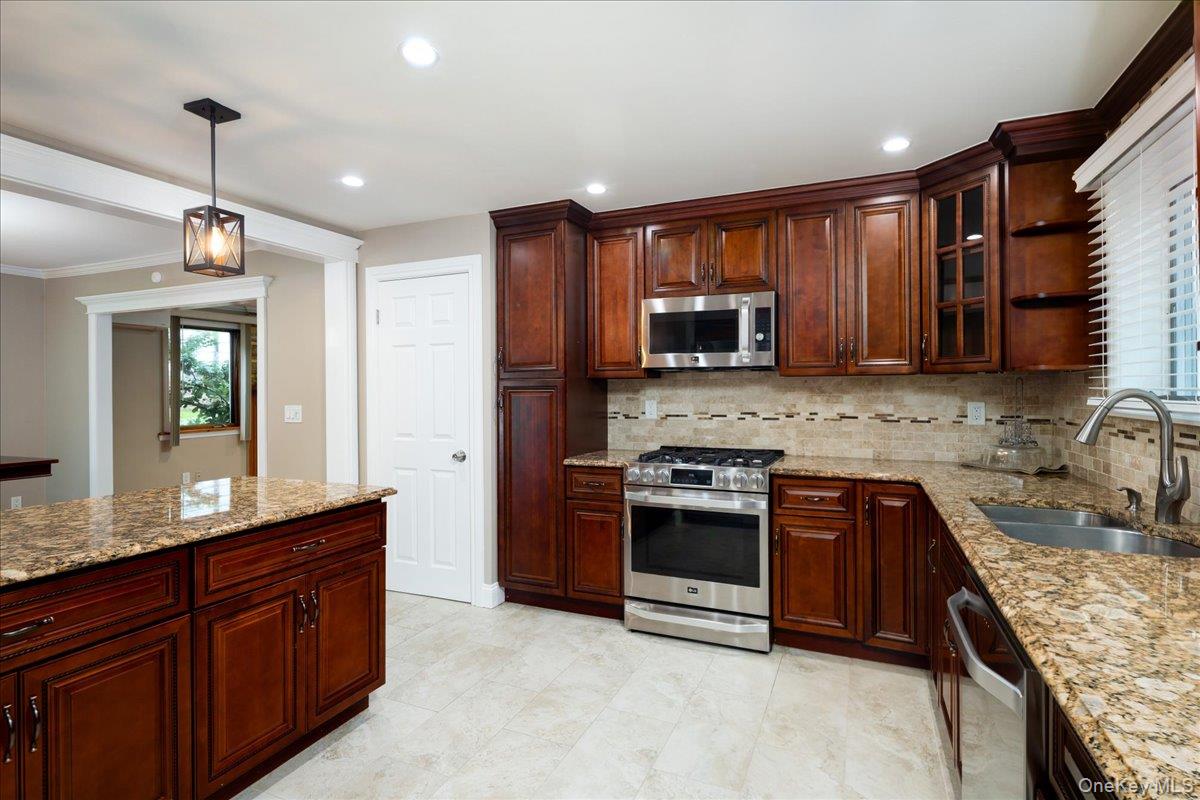 17 Piccadilly Downs Property Photo 10
