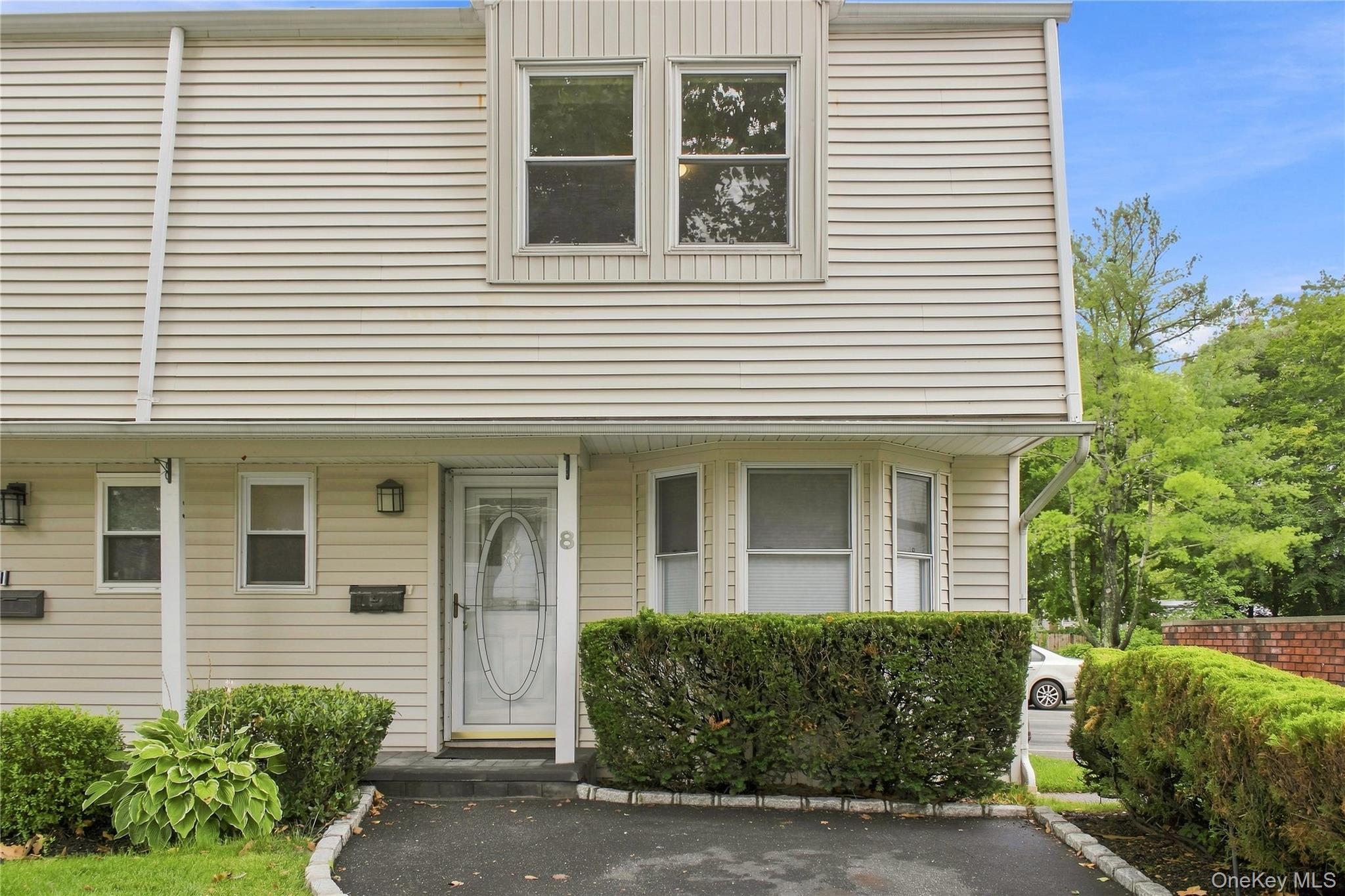 8 Manors Drive Property Photo 1