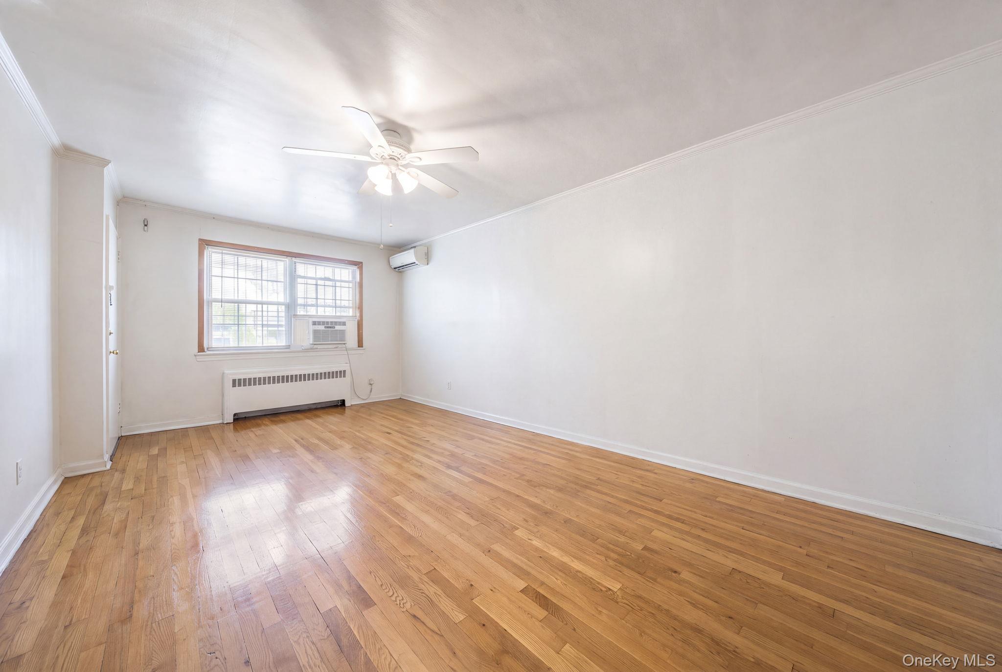 6726 Utopia Parkway Property Photo 3
