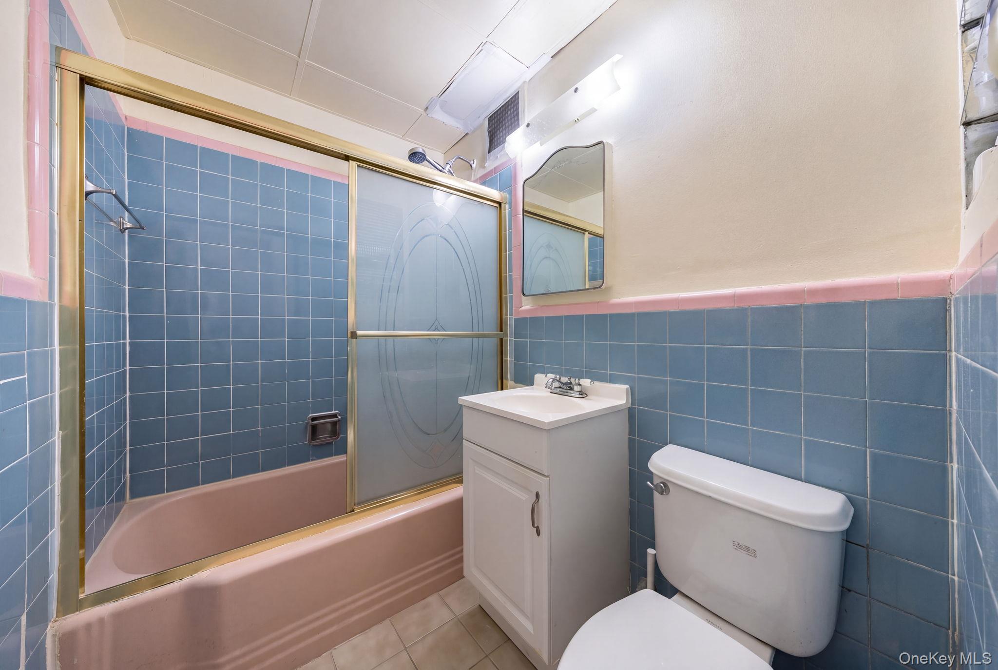 6726 Utopia Parkway Property Photo 10