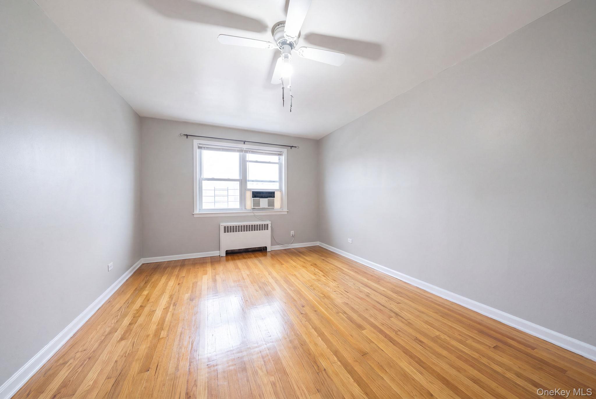 6726 Utopia Parkway Property Photo 19
