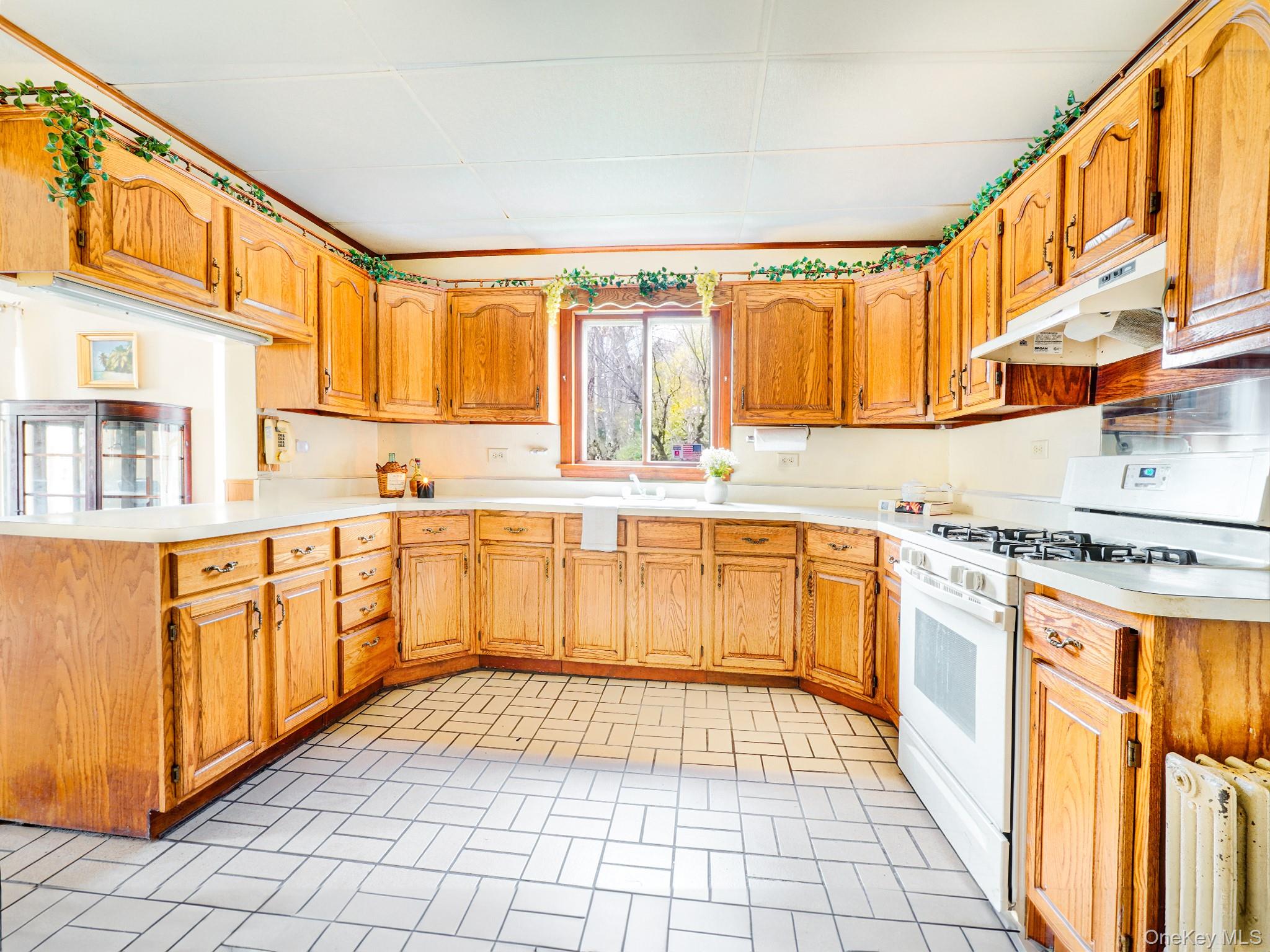 2182 Old Road 17 Property Photo 8