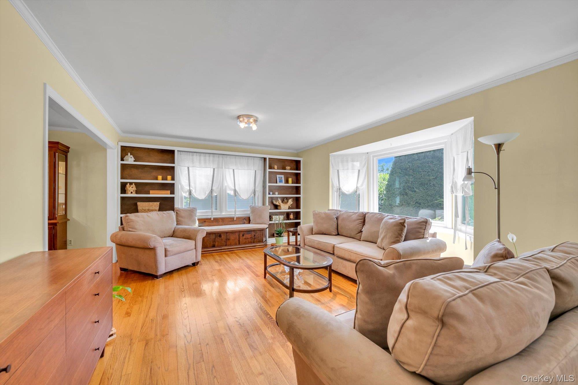 12 Compass Court Property Photo 3