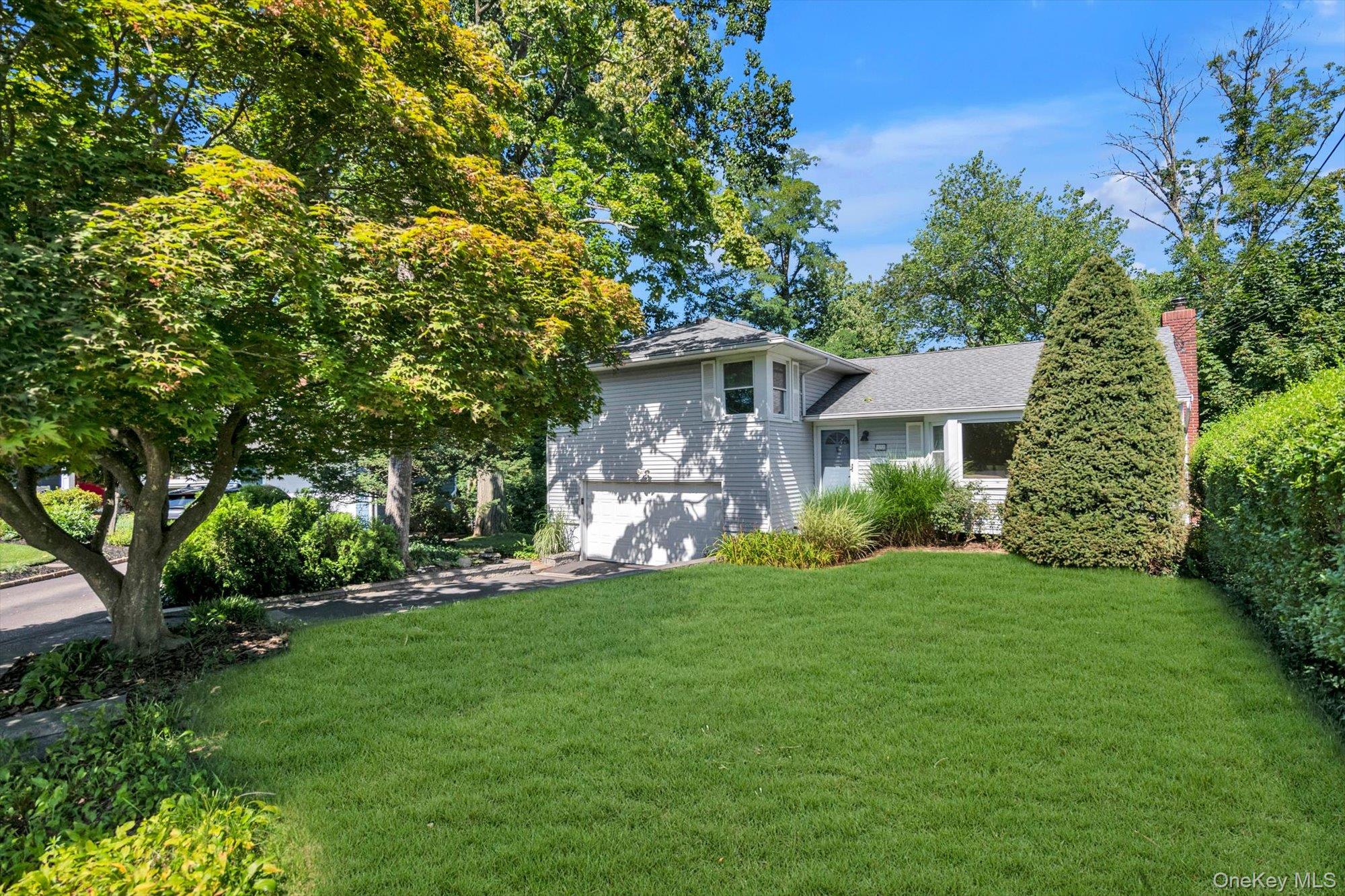 12 Compass Court Property Photo 22