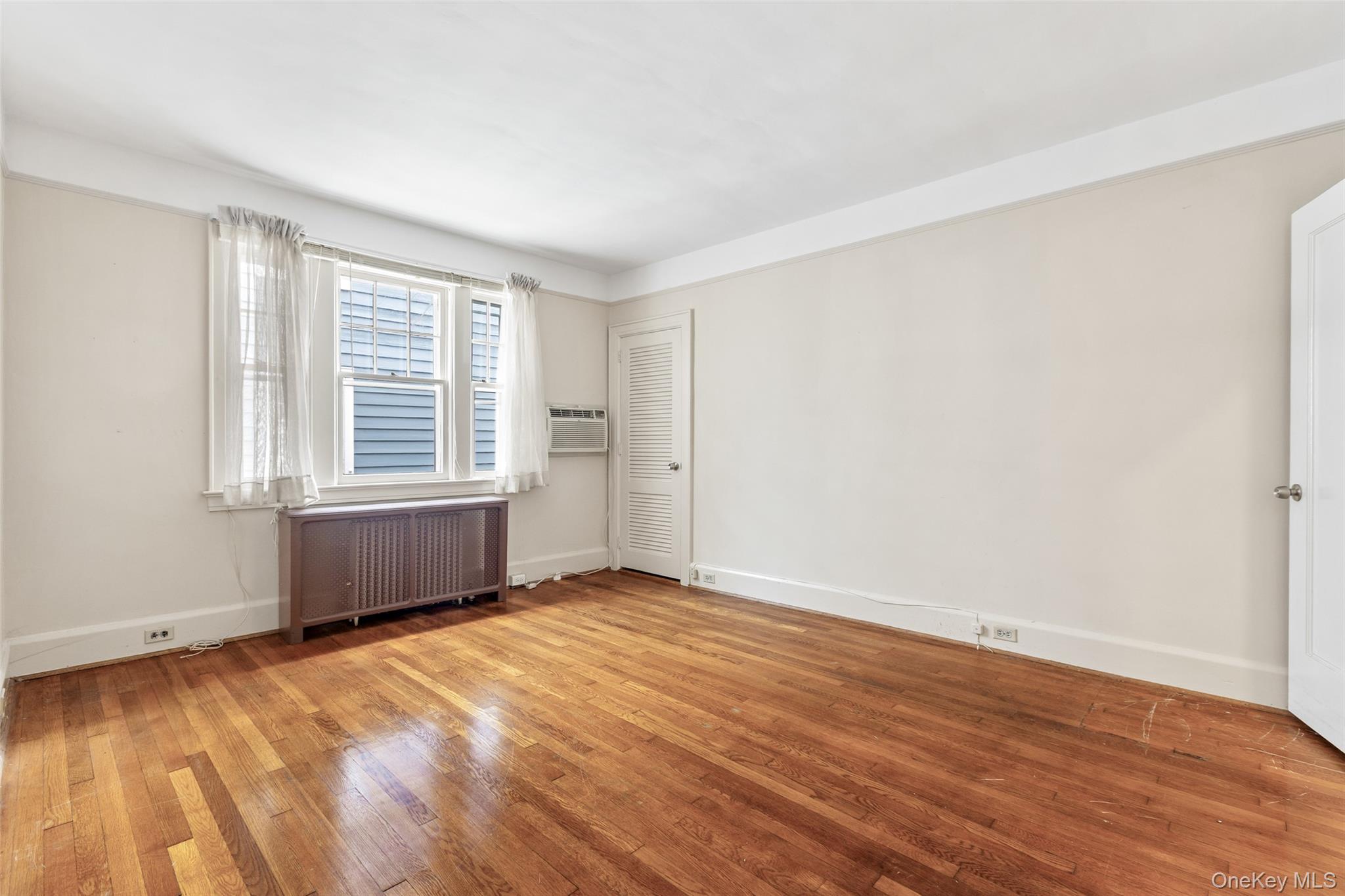 210 Aka 206 Hollywood Avenue Property Photo 10
