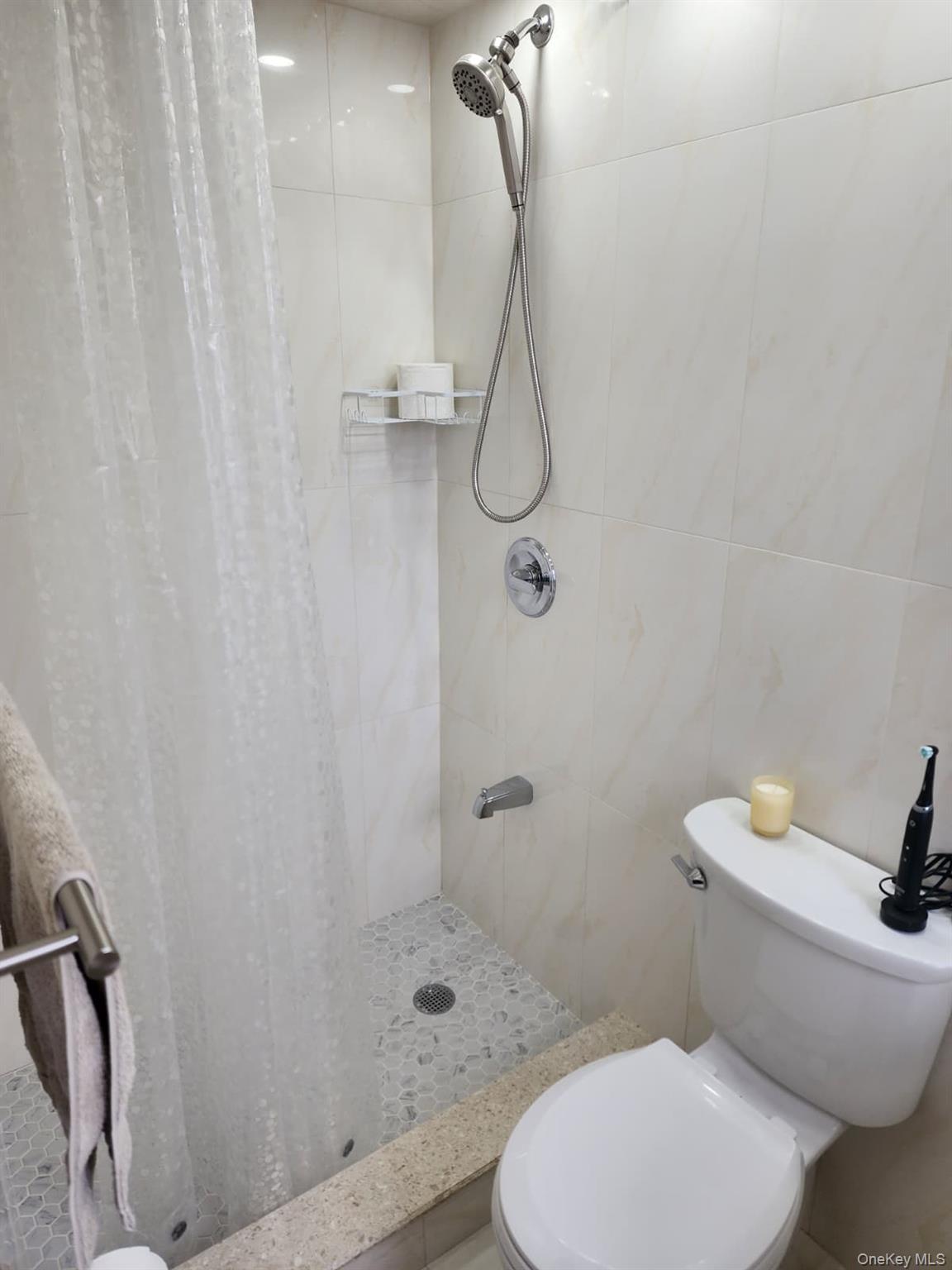 61-25 98th Street 6e Property Photo 11
