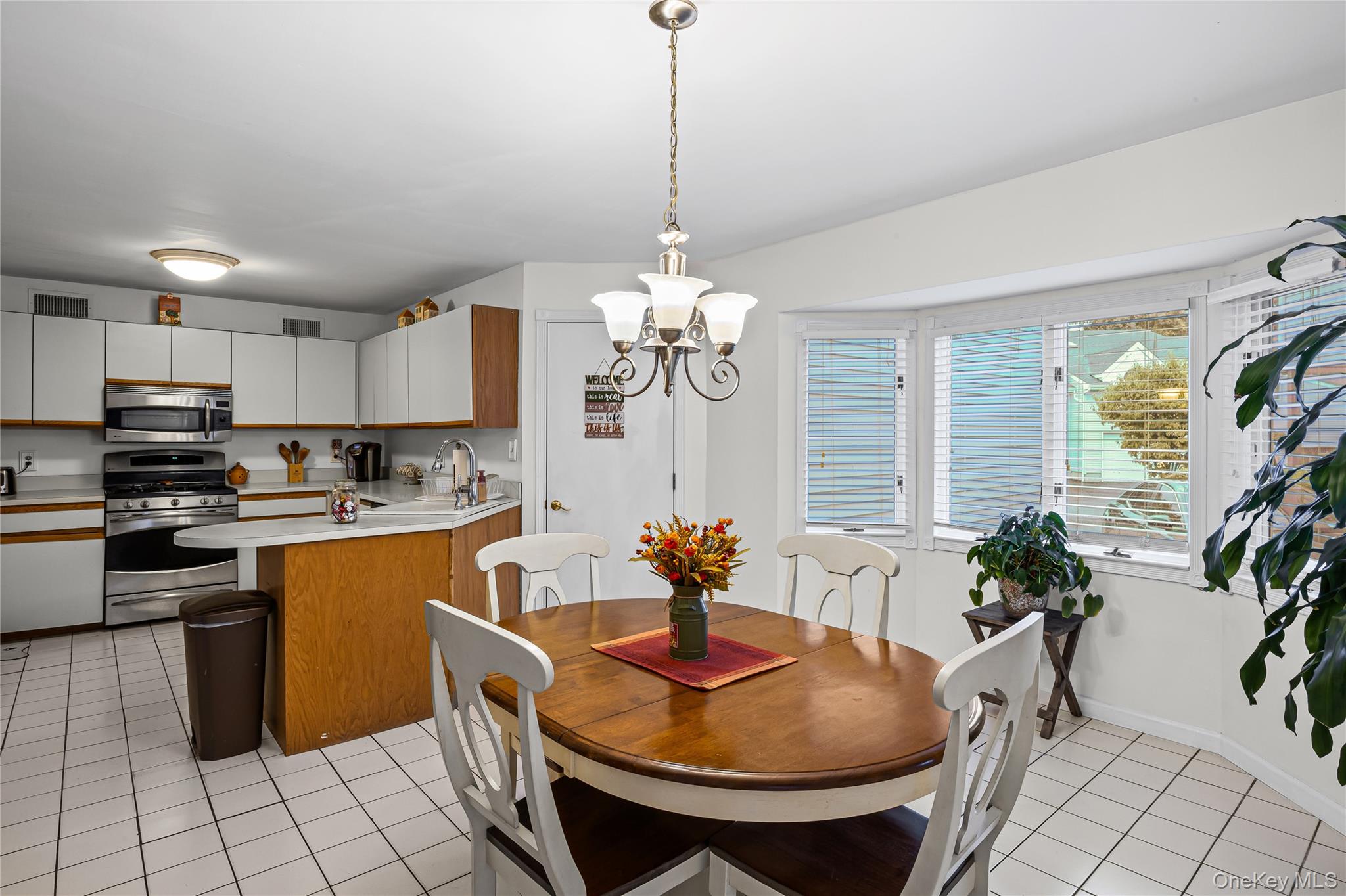 2 Windsor Court Property Photo 10