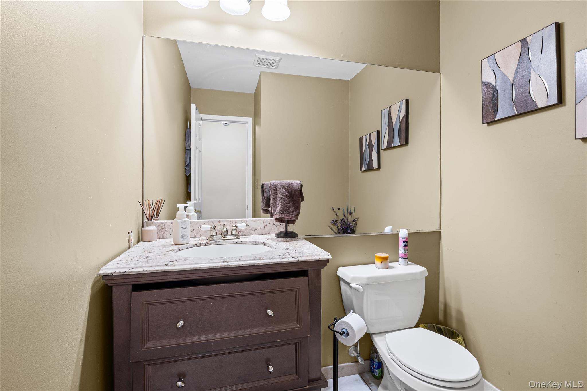 2 Windsor Court Property Photo 15