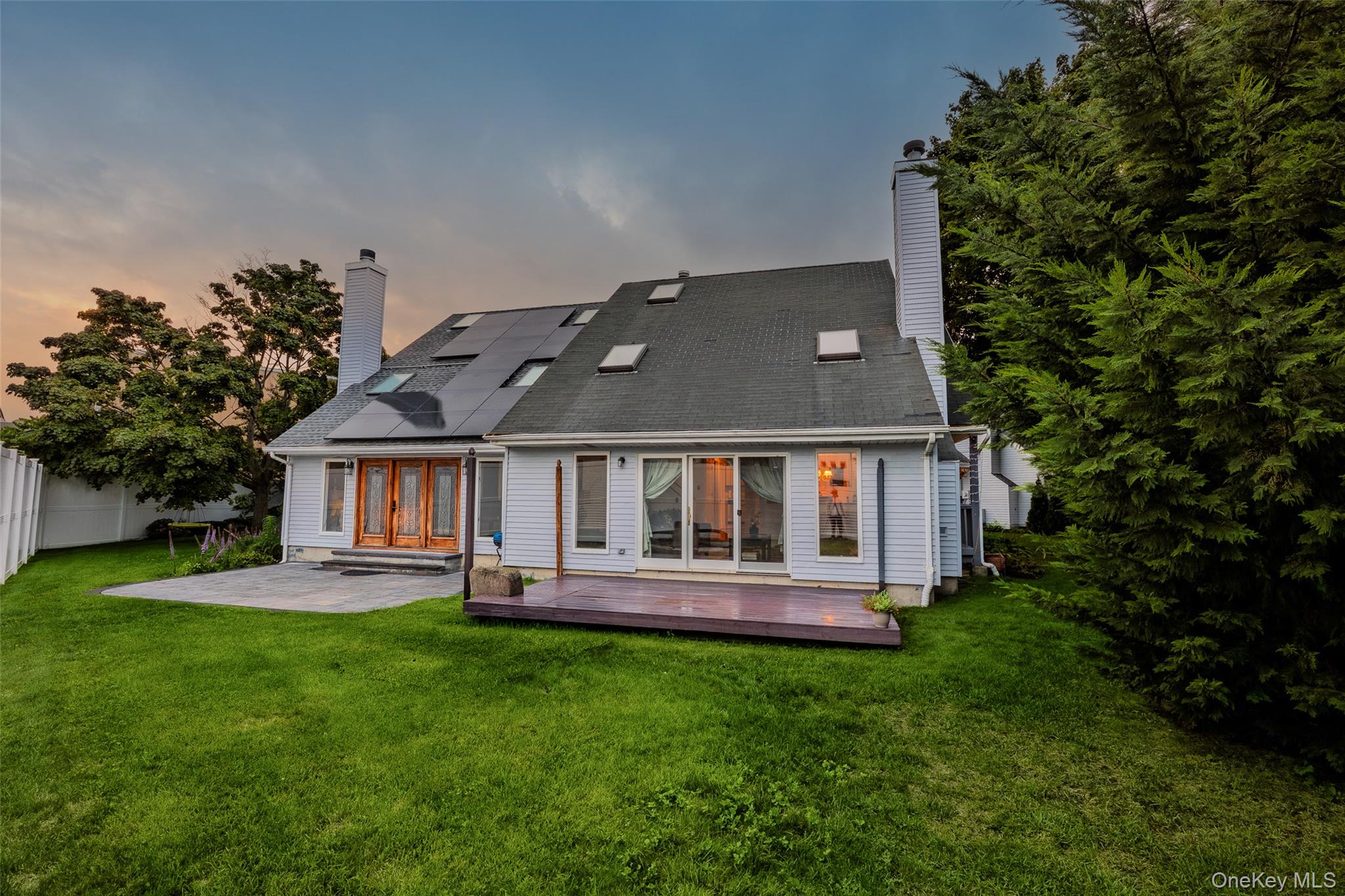 2 Windsor Court Property Photo 27