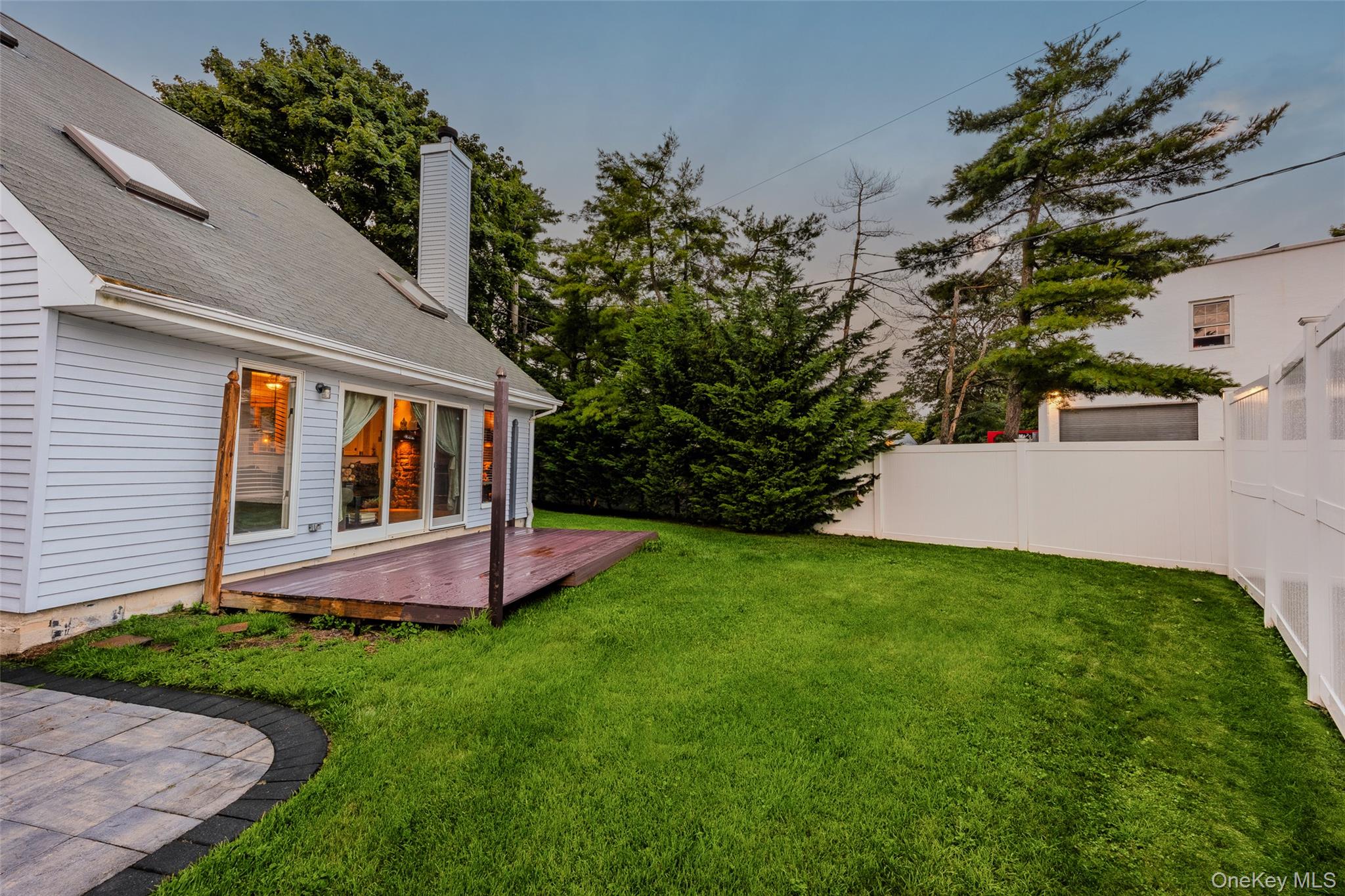 2 Windsor Court Property Photo 29